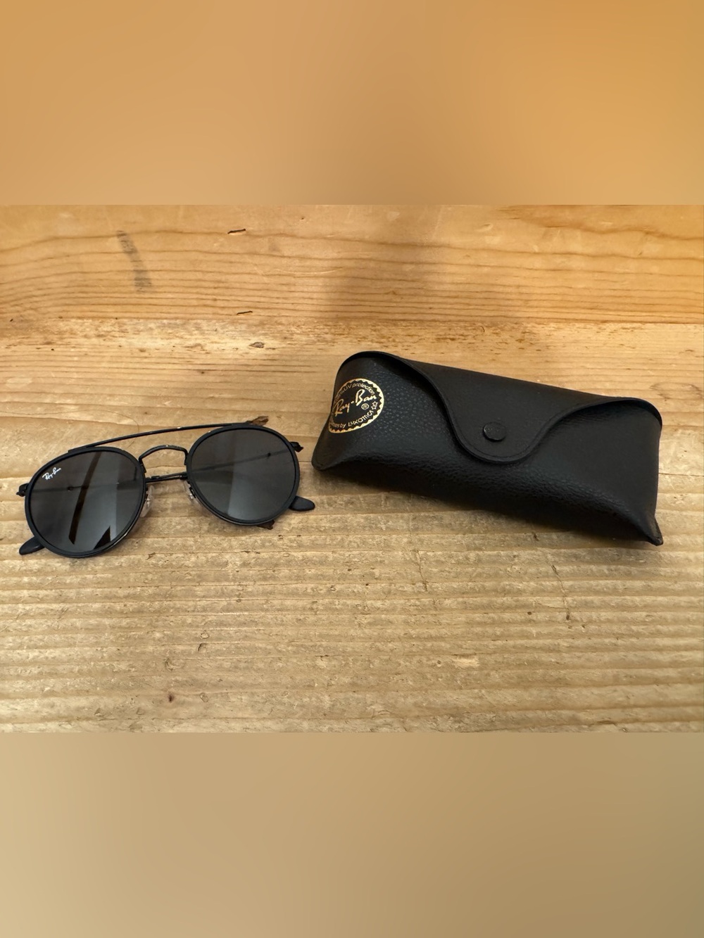 Ray-Ban Black Round Metal Sunglasses with Black Case